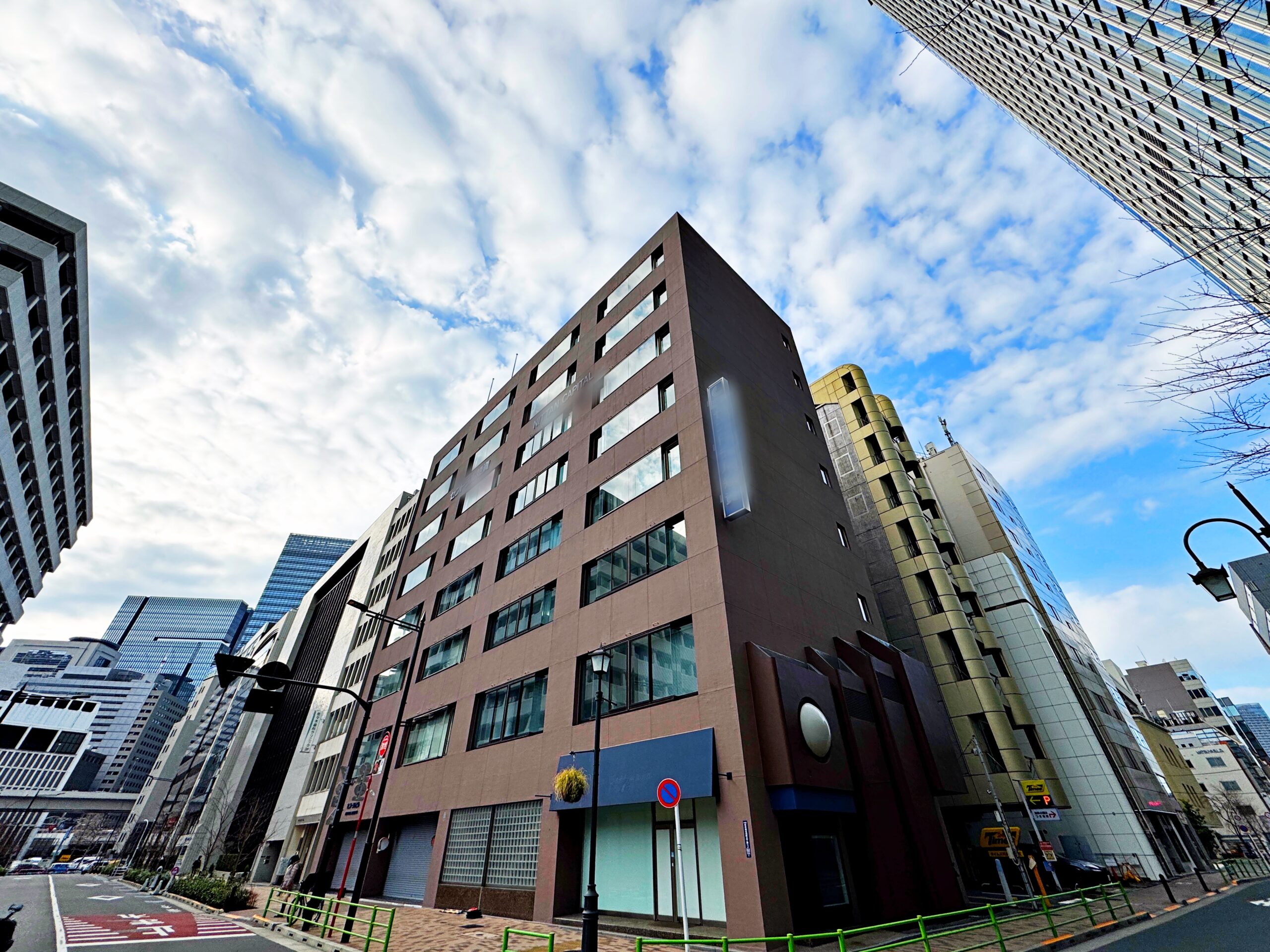 令和6年11月 東京都中央区Sビル:外壁塗装工事,シーリング工事