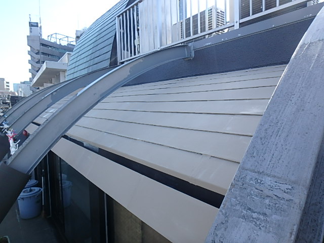 東京都港区S様邸：屋根塗装工事(ガイナ塗装)