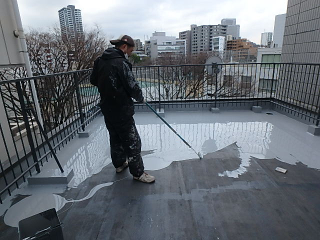 東京都港区Gビル：屋上ウレタン防水工事(密着工法)