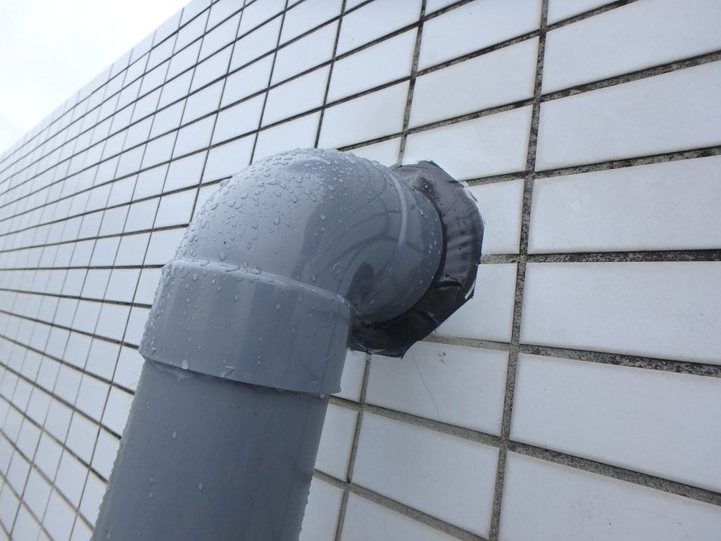 神奈川県茅ヶ崎市Tマンション：雨樋補修工事(無足場工法)