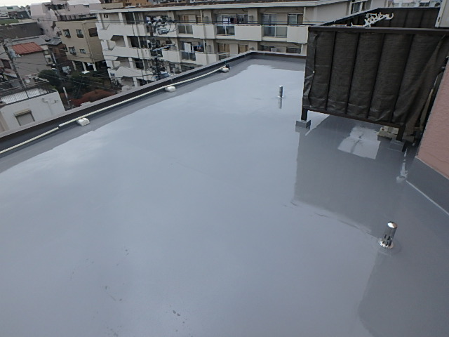 東京都江戸川区Eマンション：屋上防水工事(密着工法)